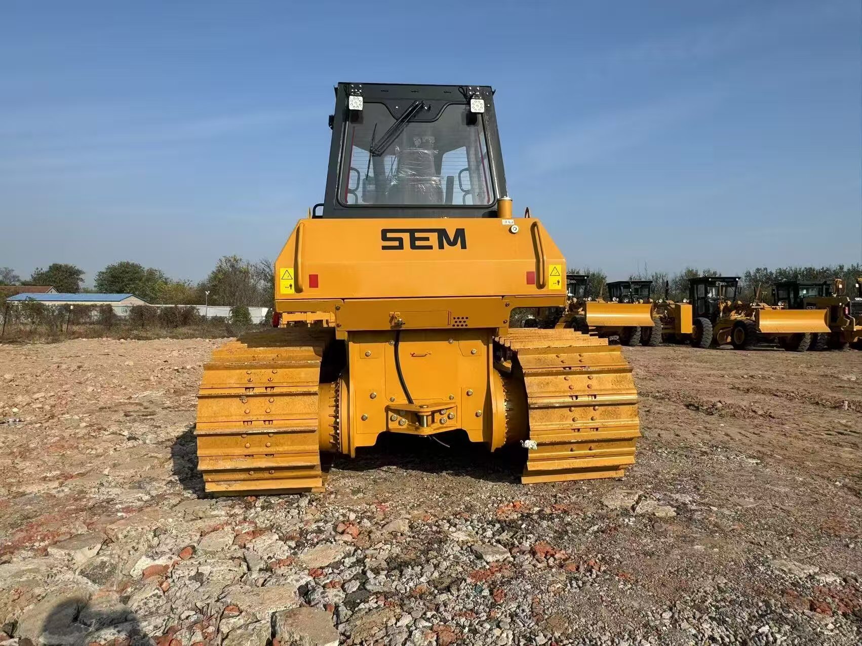 2026 0H Earthmoving Machinery SEM 818F