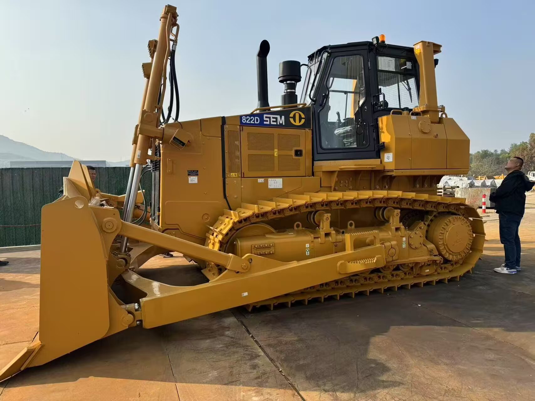 2026 0H Earthmoving Machinery SEM 822D