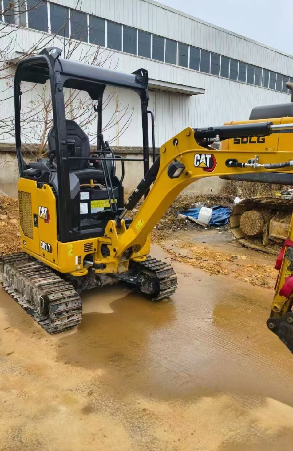 2026 0H Earthmoving Machinery Caterpillar 301.7CR