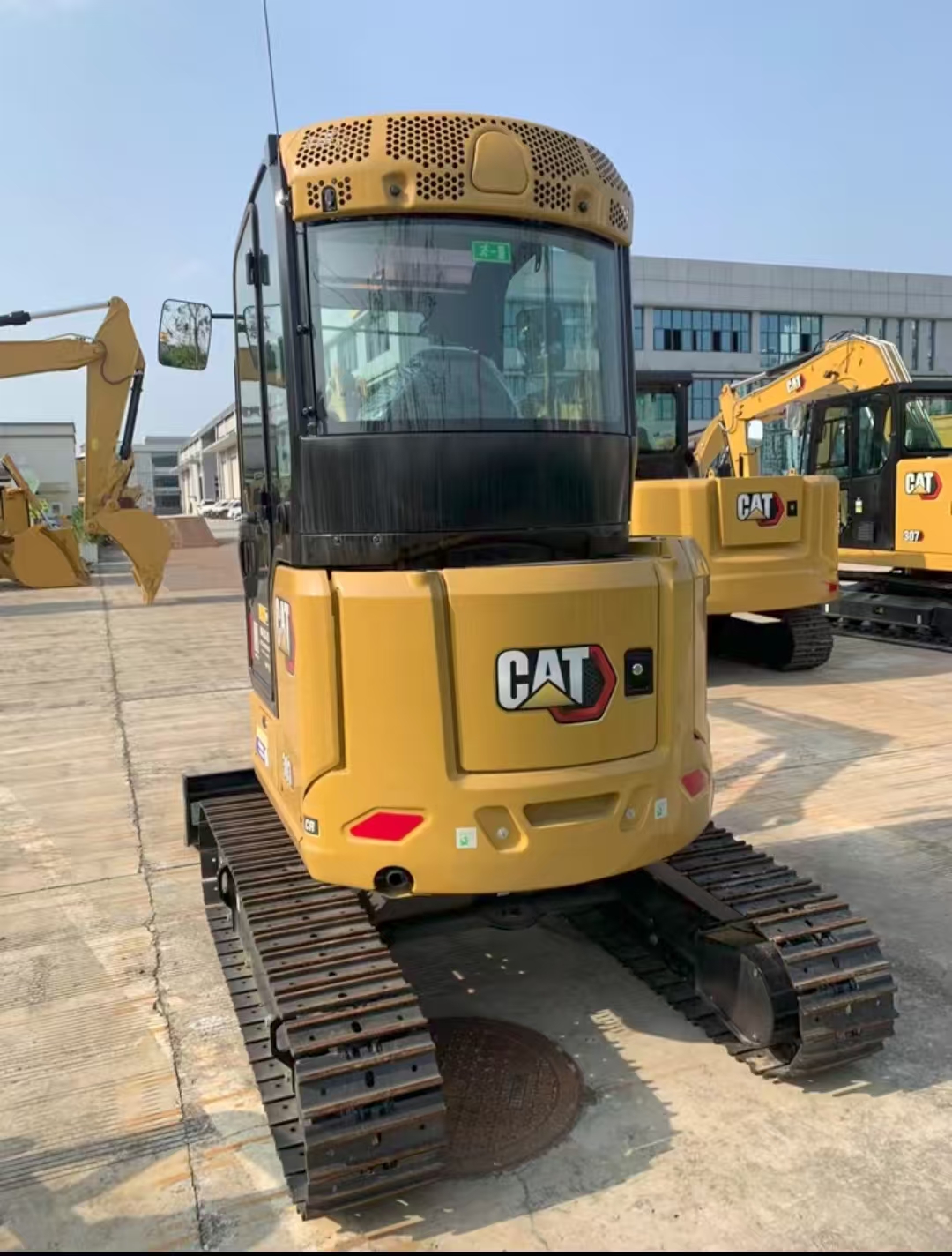 2026 0H Earthmoving Machinery Caterpillar 303CR