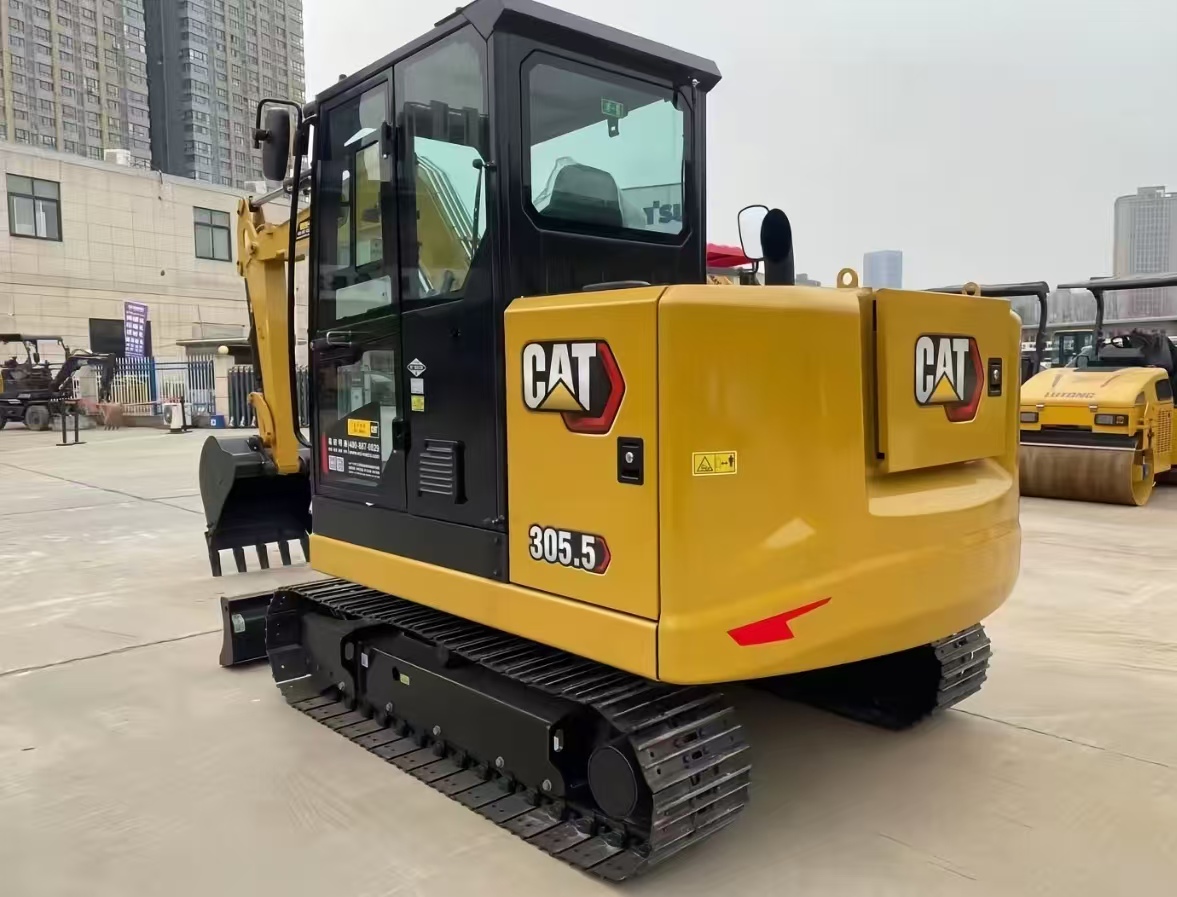 2026 0H Earthmoving Machinery Caterpillar 305.5