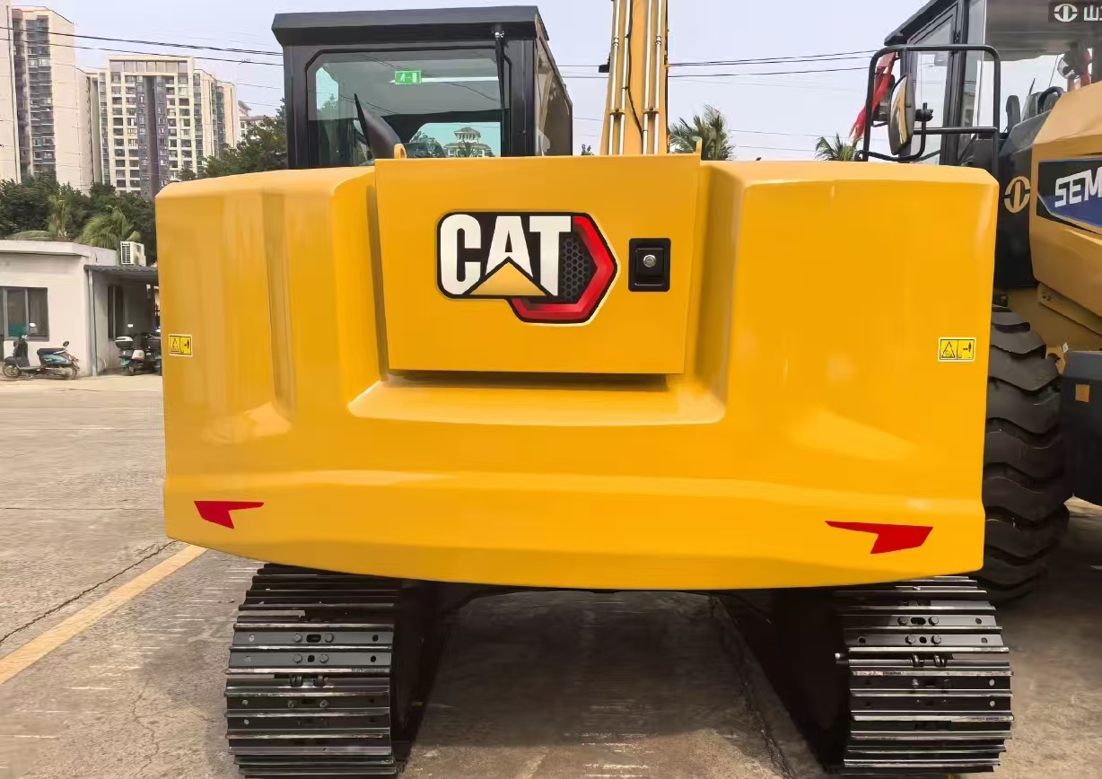2026 0H Earthmoving Machinery Caterpillar 307