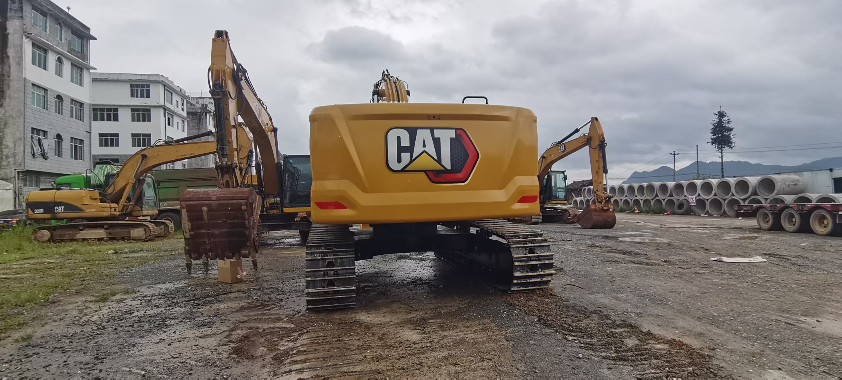 2026 0H Earthmoving Machinery Caterpillar 333