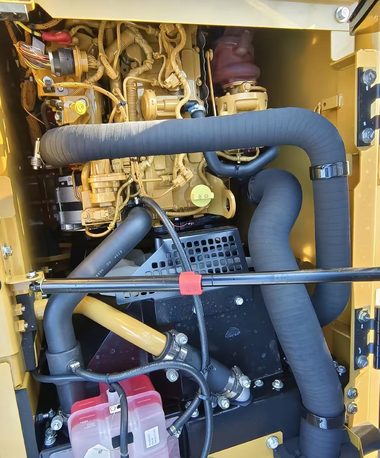 2026 0H Earthmoving Machinery Caterpillar 313GC