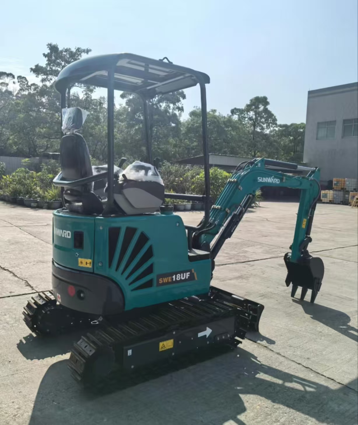 2026 0H Earthmoving Machinery SUNWARD SWE18UF