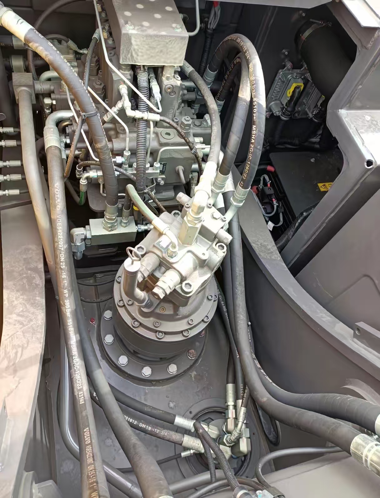 2026 0H Excavator Volvo EC220