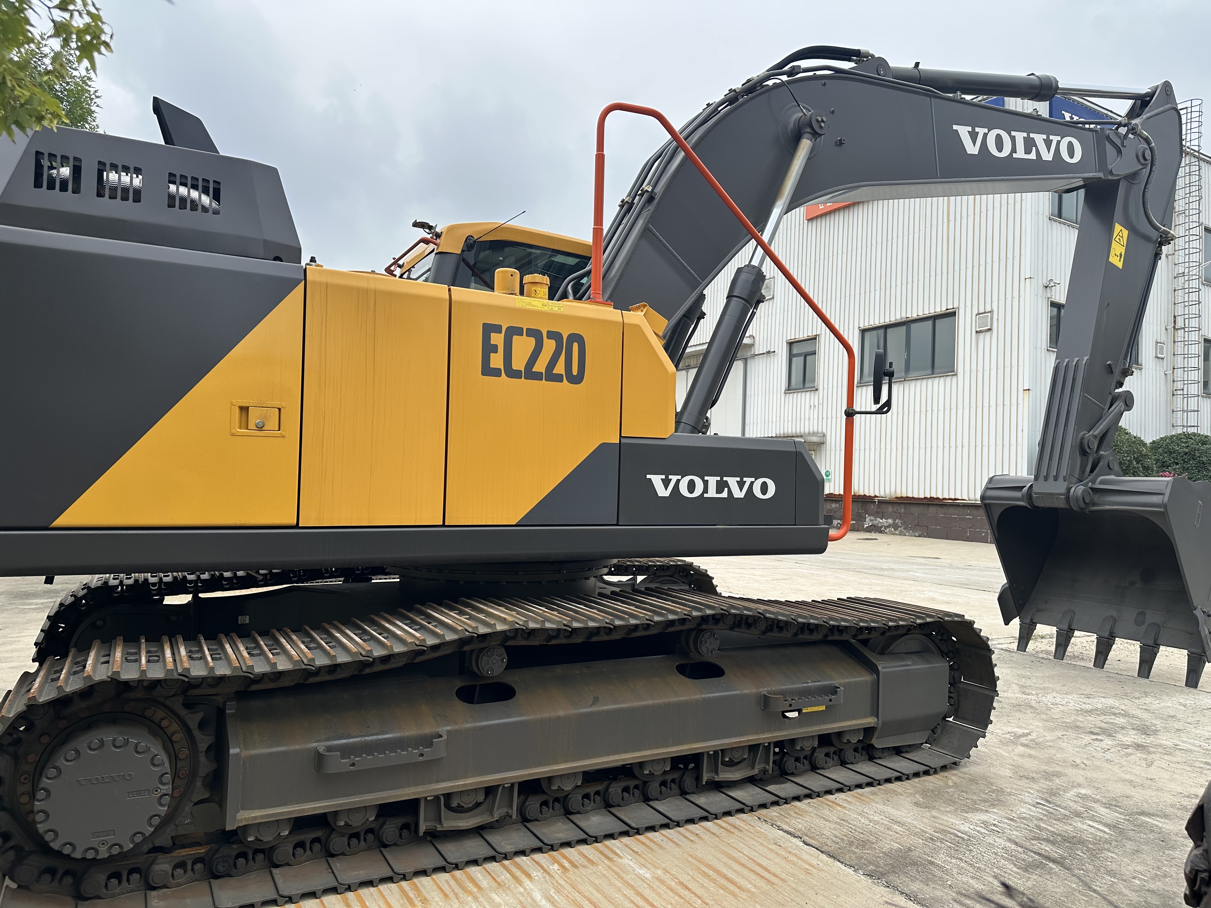 2026 0H Excavator Volvo EC220