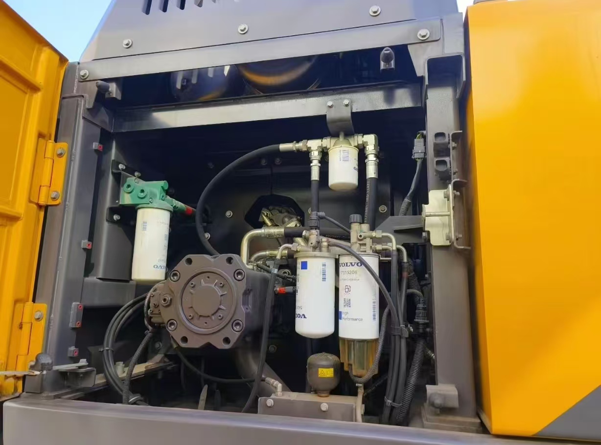 2026 0H Excavator Volvo EC300