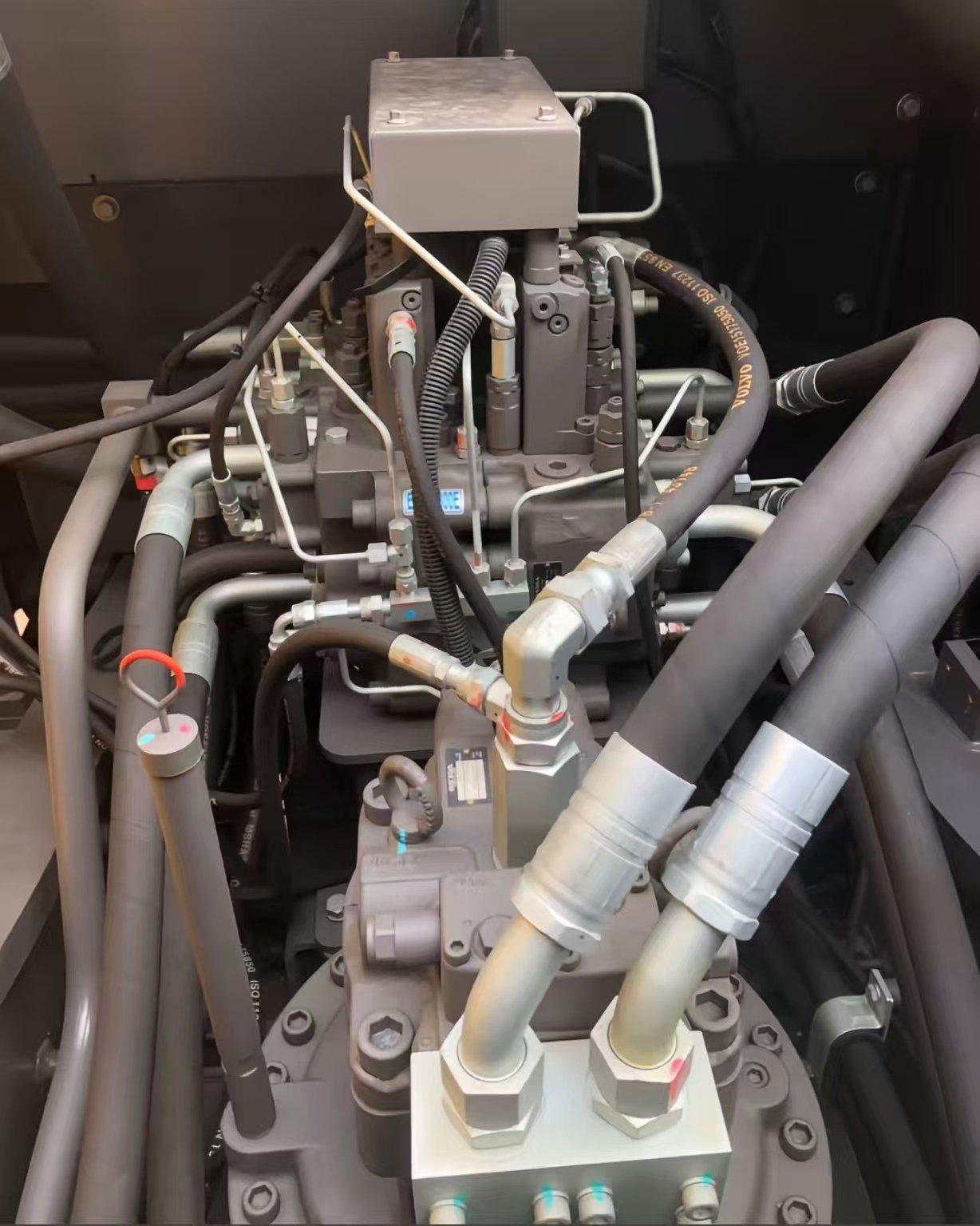 2026 0H Excavator Volvo EC300