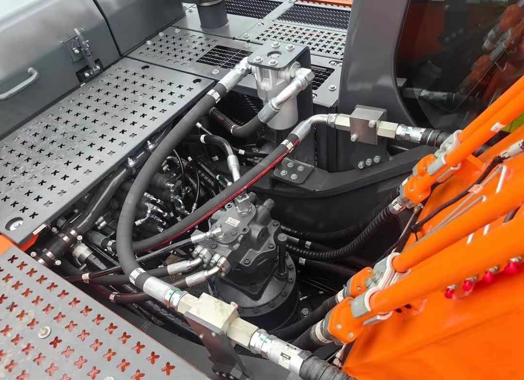 2026 0H Excavator Develon DX360LCA