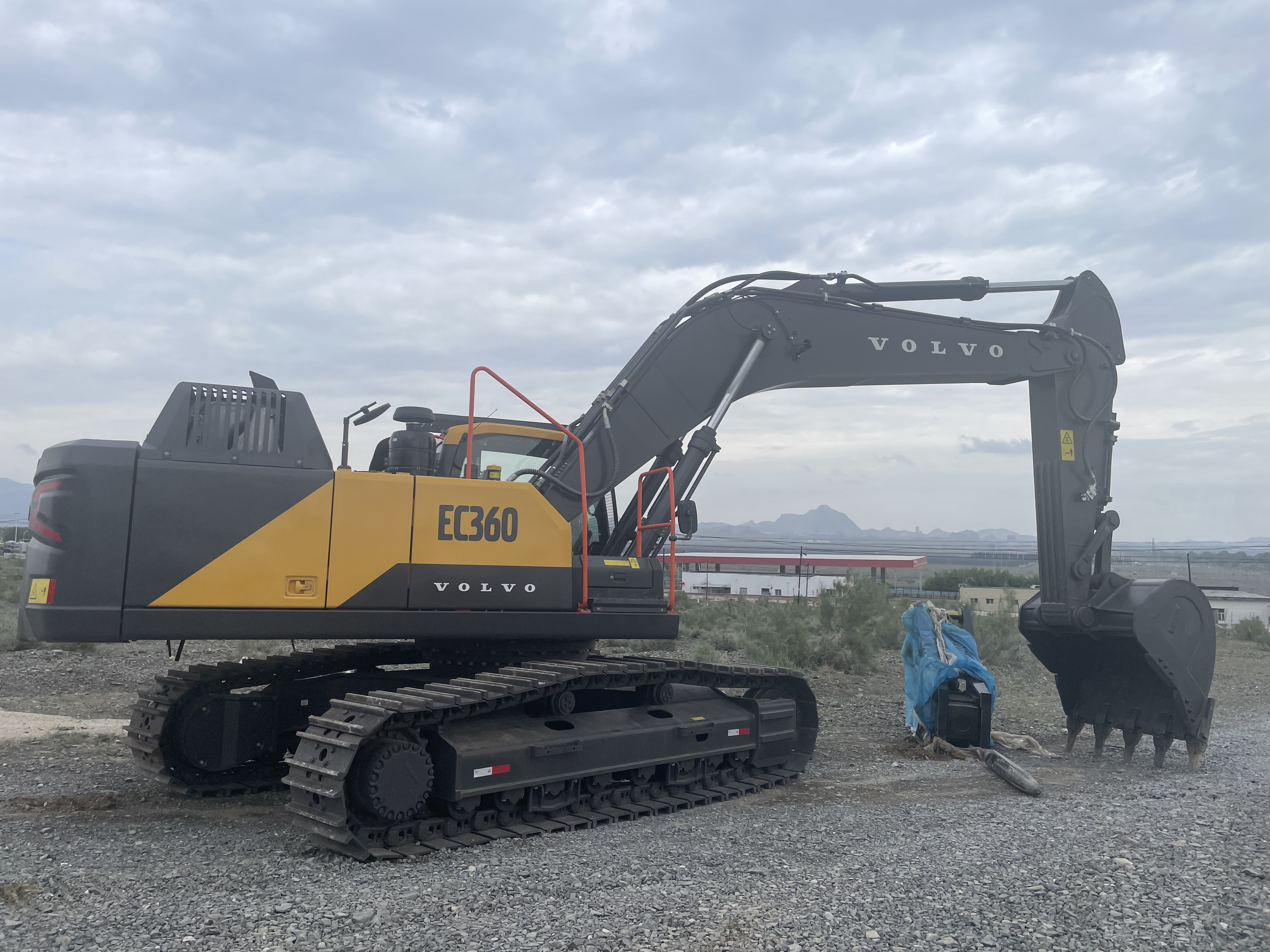 2026 0H Excavator Volvo EC360