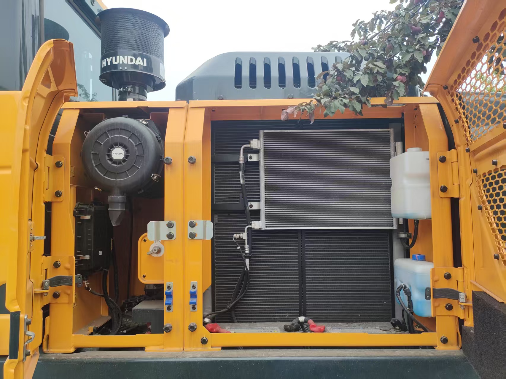 2026 0H Excavator Hyundai HX220