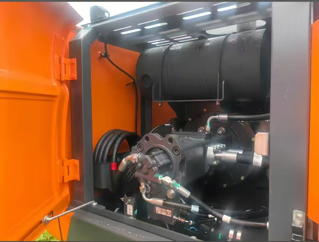 2026 0H Excavator Develon DX220LCA