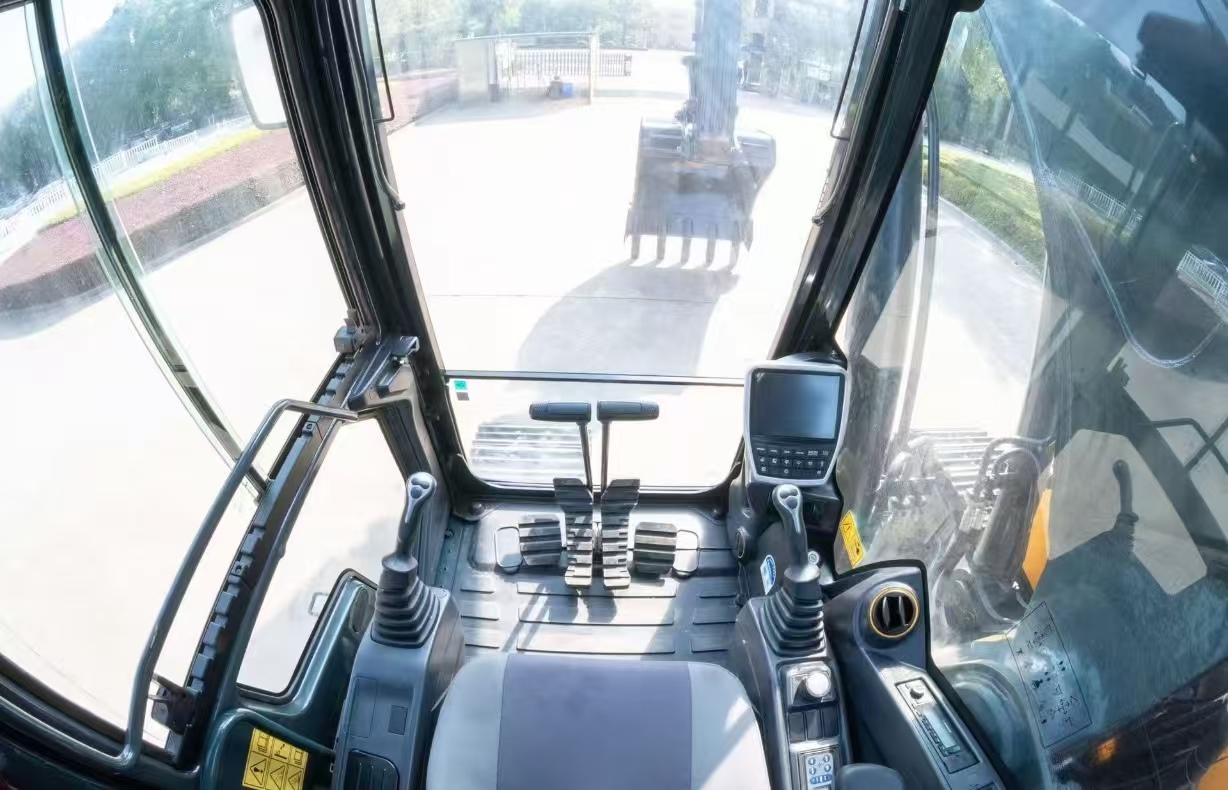 2026 0H Excavator Hyundai HX245