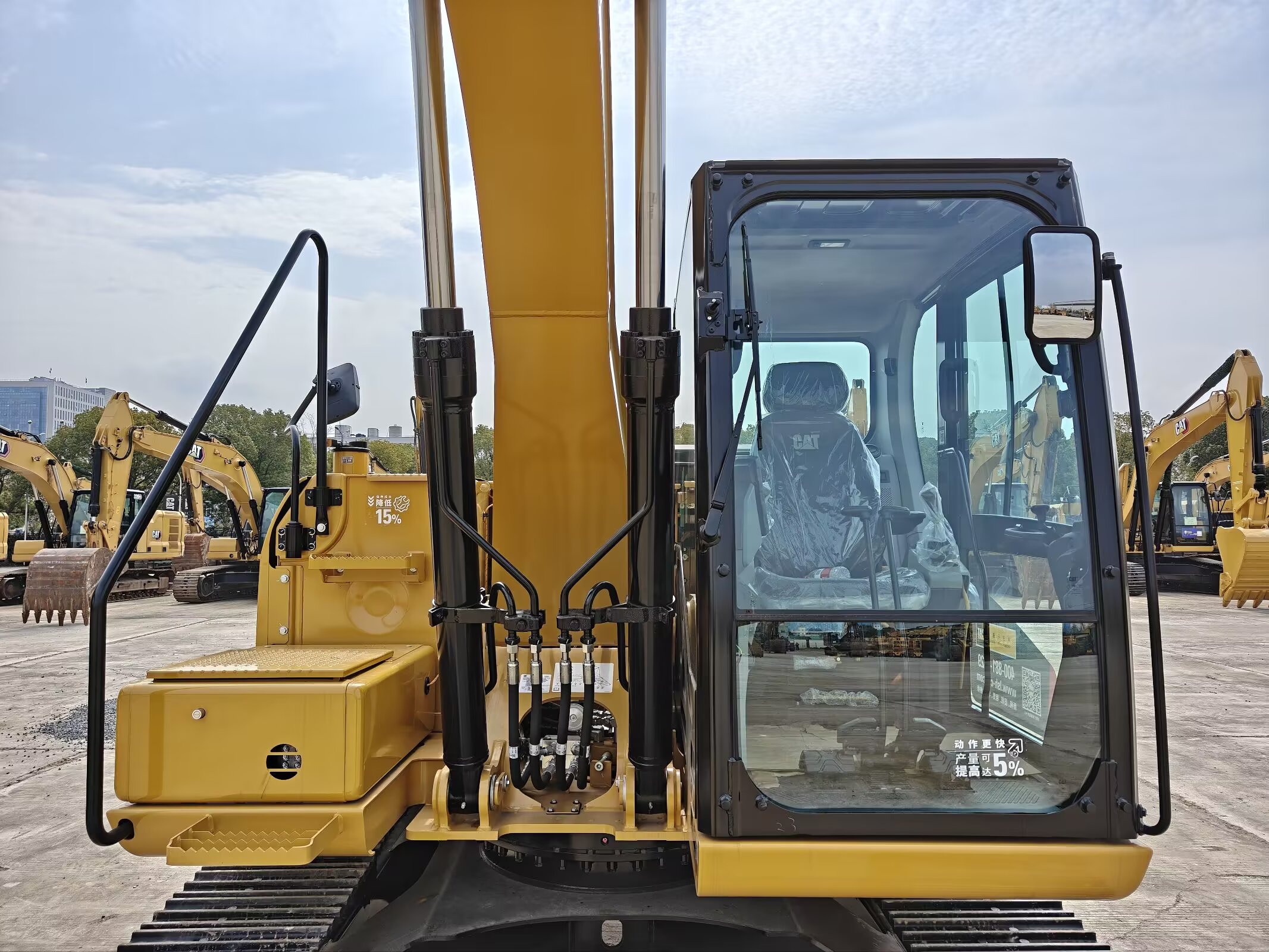 2026 0H Earthmoving Machinery Caterpillar 313GC