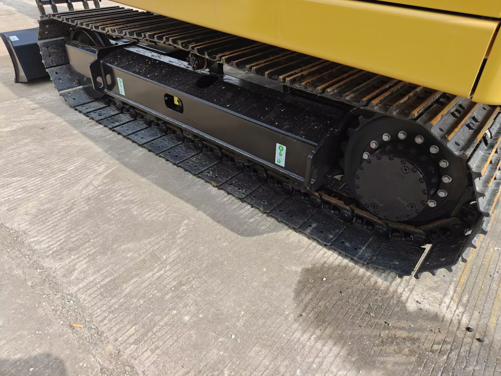 2026 0H Earthmoving Machinery Caterpillar 307