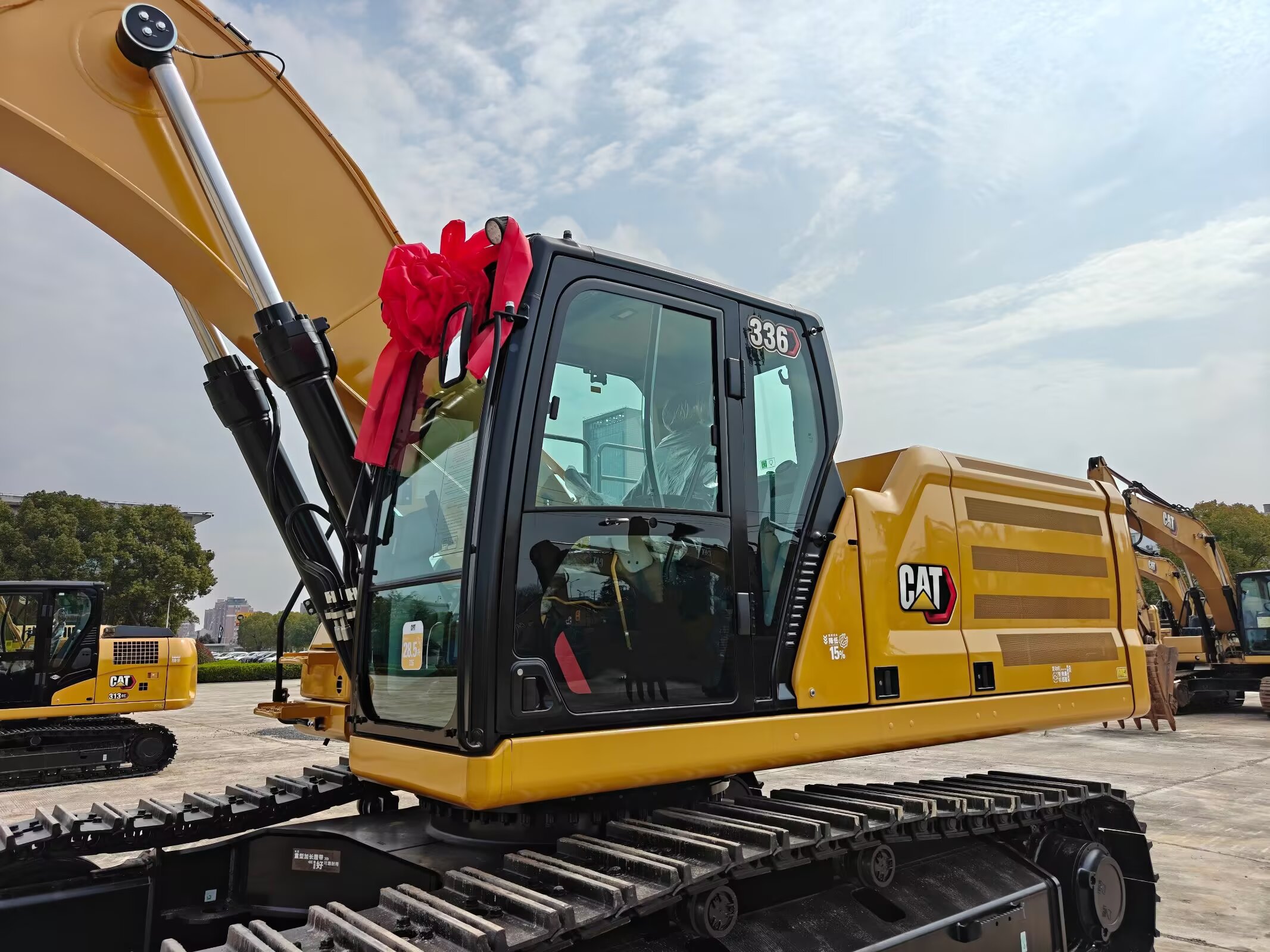 2026 0H Earthmoving Machinery Caterpillar 336