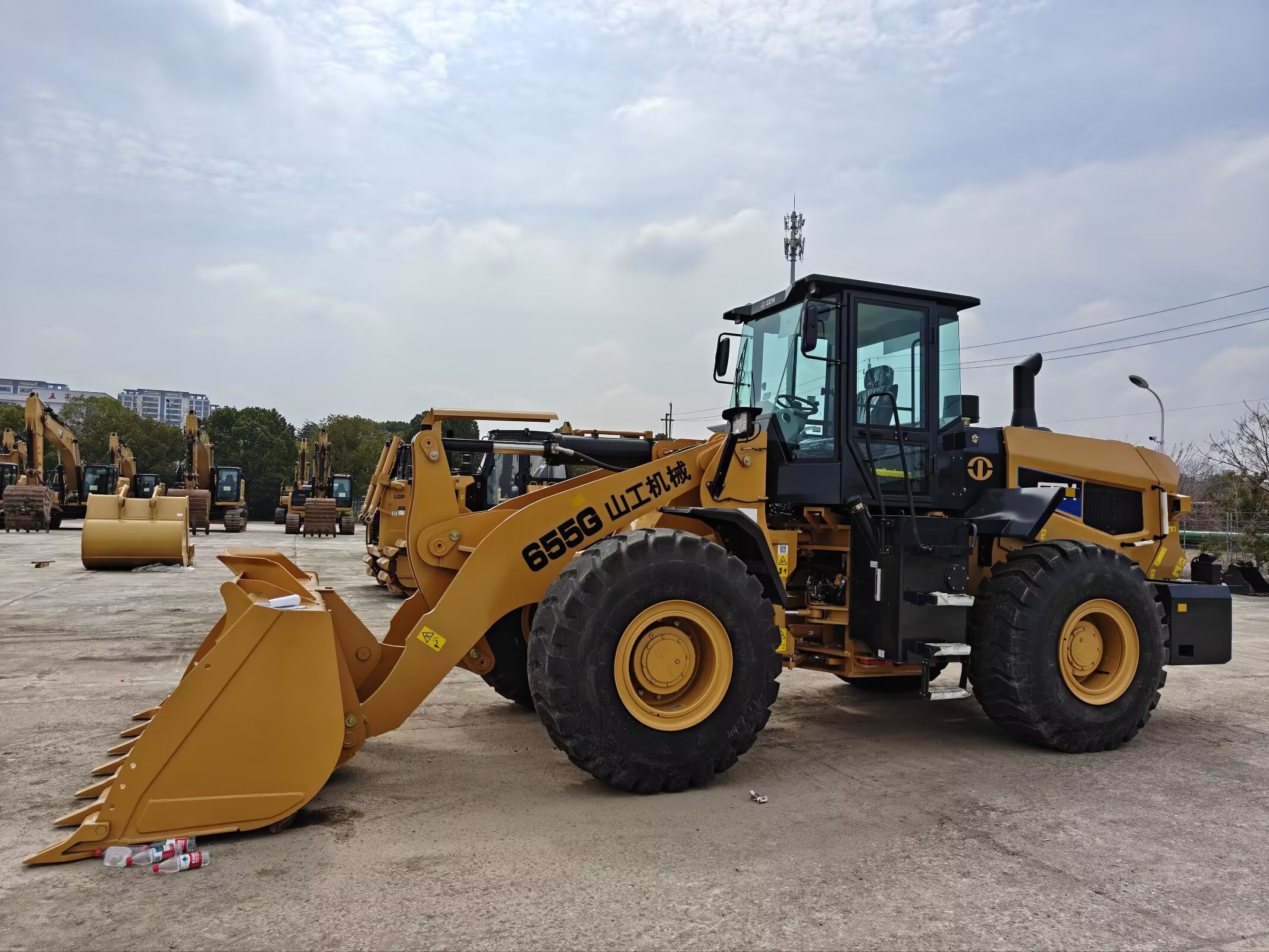 2026 0H Loader SEM 655G