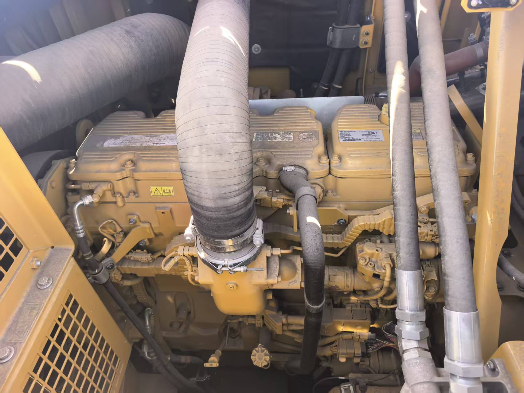 2023 0H Excavator Caterpillar CAT 395
