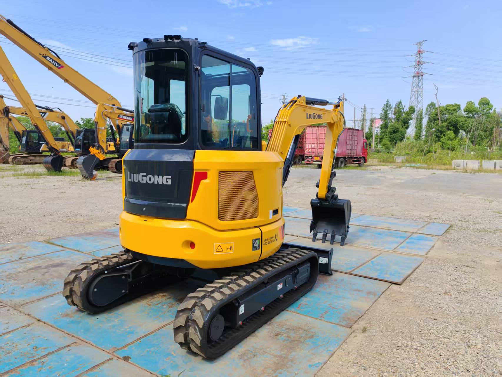 2026 0H Mini excavator LIUGONG 9035F
