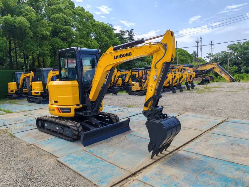 2026 0H Mini excavator LIUGONG 9035F