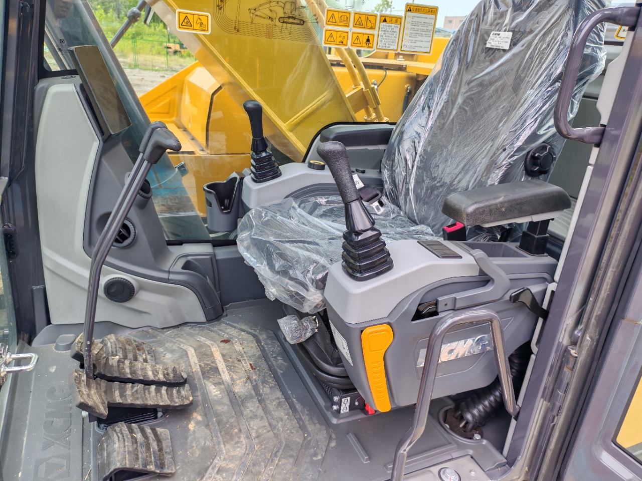2025 0H Excavator XCMG XE215GA