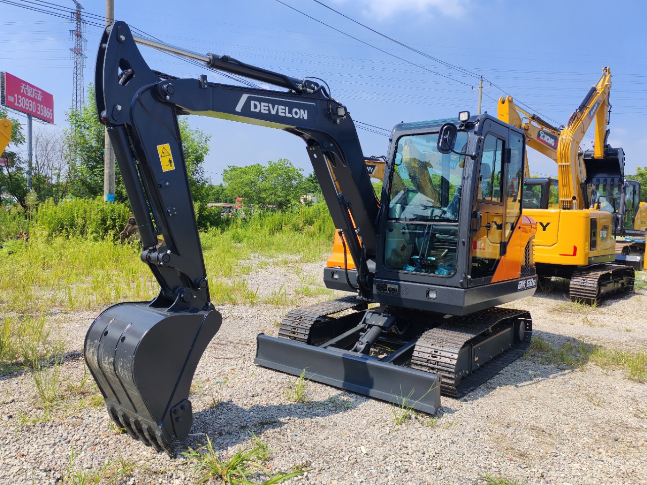 2026 0H Mini excavator Develon DX60D-10