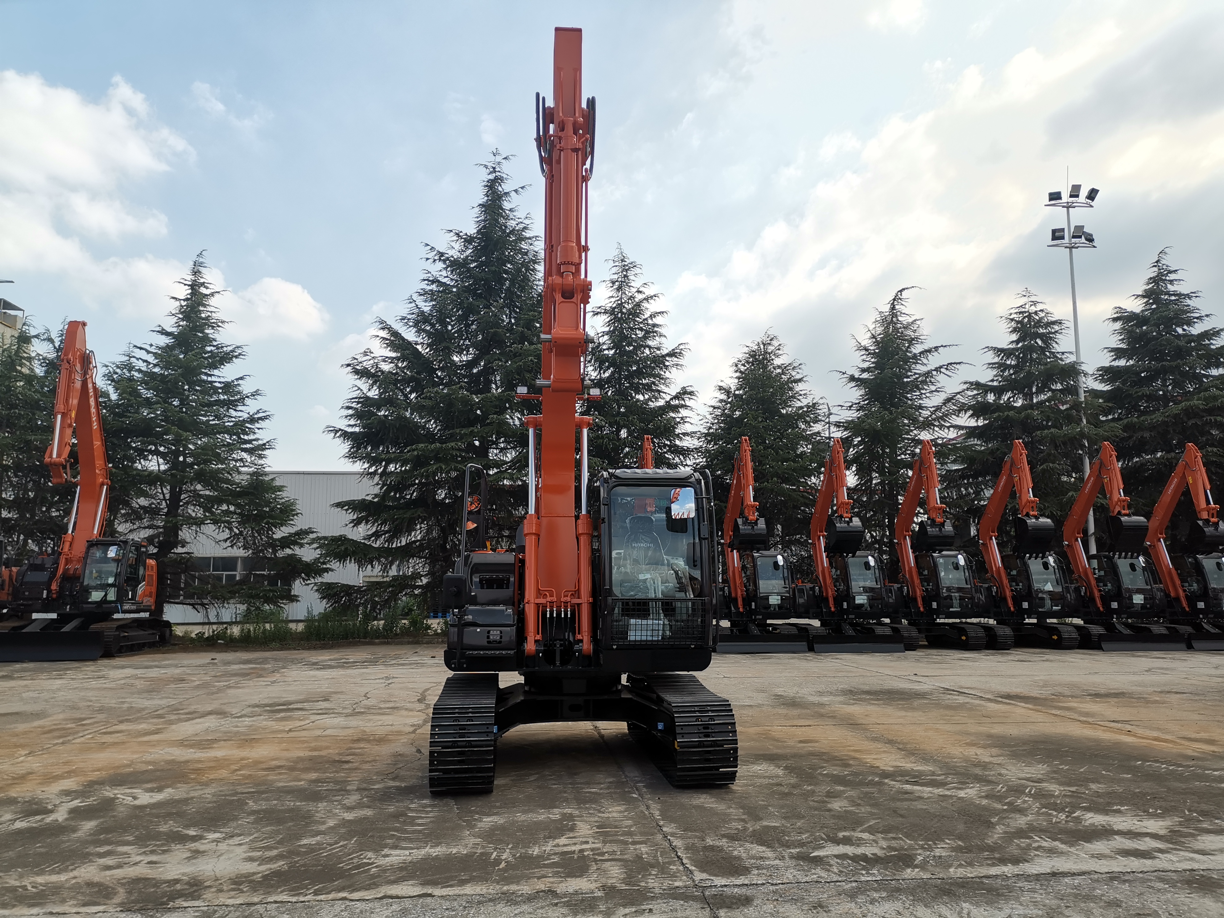 2026 0H Excavator HITACHI 130-6A